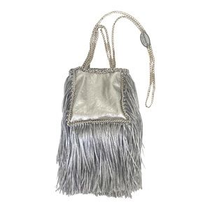 Light silver fun bag with long fringes 🪙